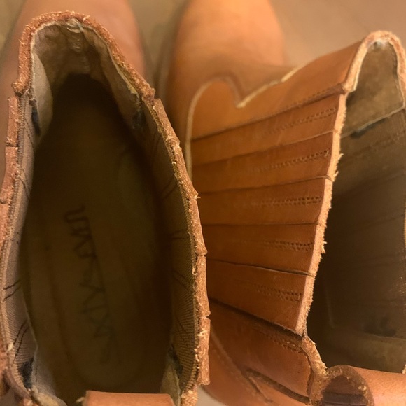 Sixty Seven boots EUC - Picture 5 of 5